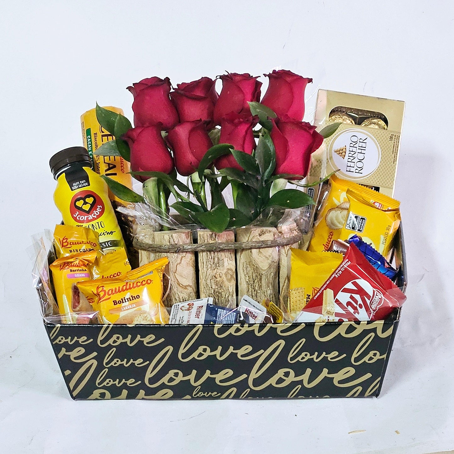 Cesta Love com Rosas e Bombons - Cestas Company