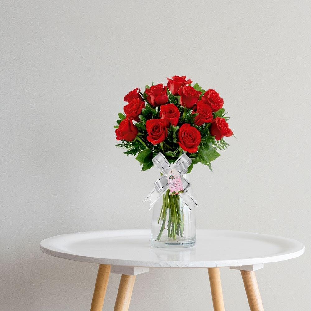 Buquê de Flores Tradicional com 12 Rosas