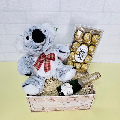 Koala Apaixonado com Bombons - Cestas Company