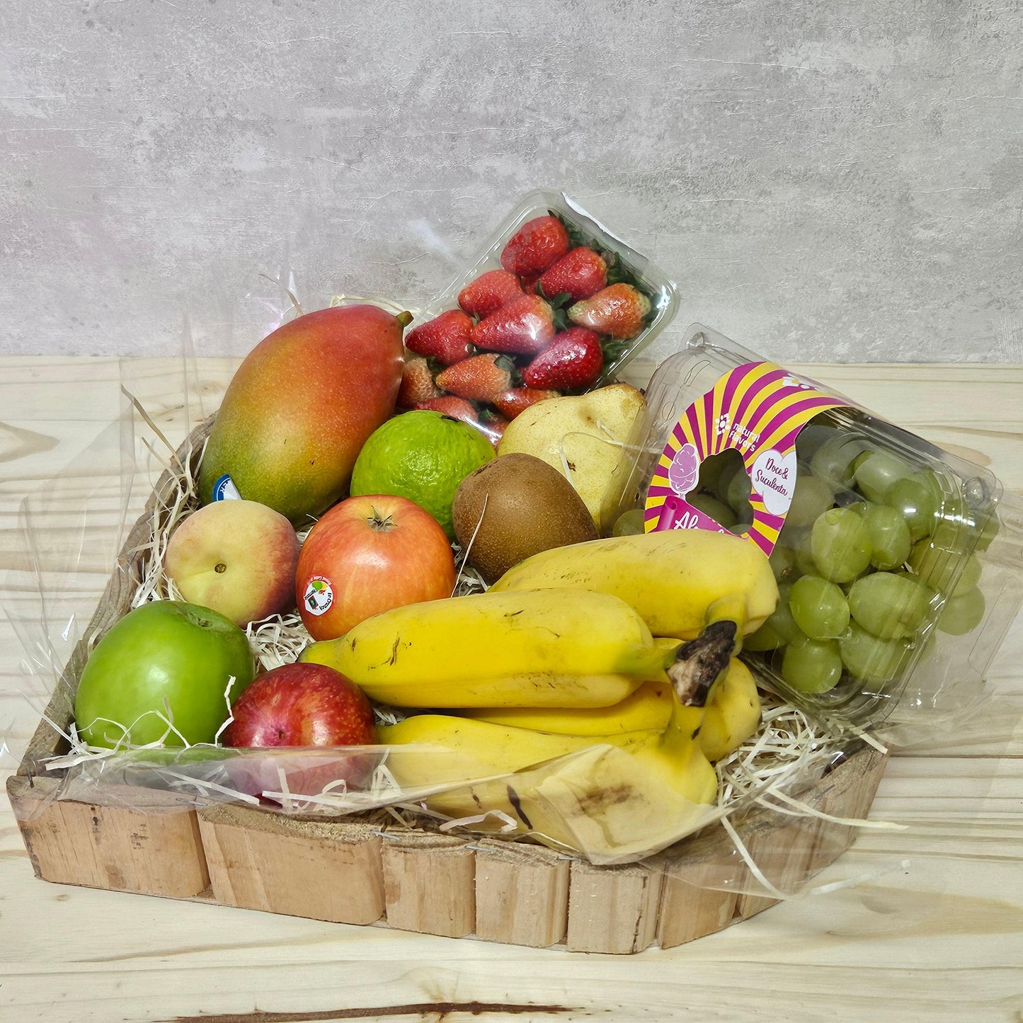 Cesta Love Fruit Luxo - Cestas Company