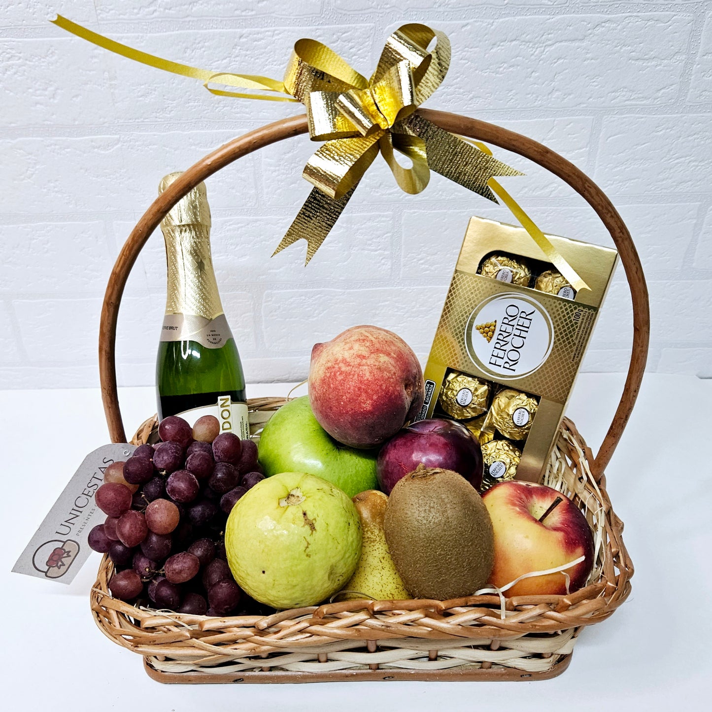 Cesta Love Fruit Luxo com Chocolate e Chandon - Cestas Company