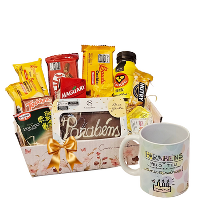 Canasta de feliz cumpleaños por la mañana