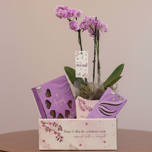 Cesta Hoje é Dia de Celebrar Você!