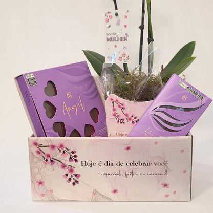 Cesta Hoje é Dia de Celebrar Você!