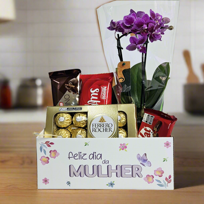 Cesta Feliz Dia da Mulher com Chocolates e Orquídea