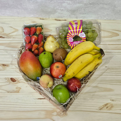 Cesta Love Fruit Luxo com Urso Eu Te Amo - Cestas Company