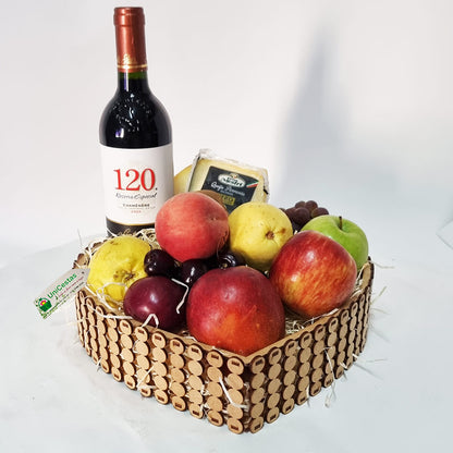 Cesta Love Fruit com Vinho e Queijos - Cestas Company